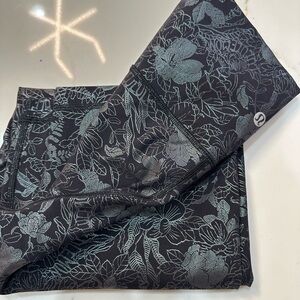 lululemon athletica Black Floral Men's Accessory